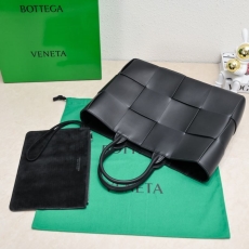 Bottega Veneta Shopping Bags